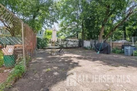 Building Photo - 272 Comstock St