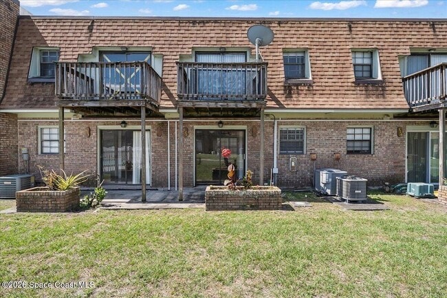 Building Photo - 1300 Arlington Ln NE