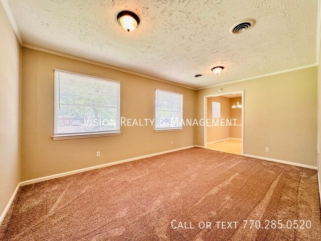 Building Photo - 1153 Karen Rd