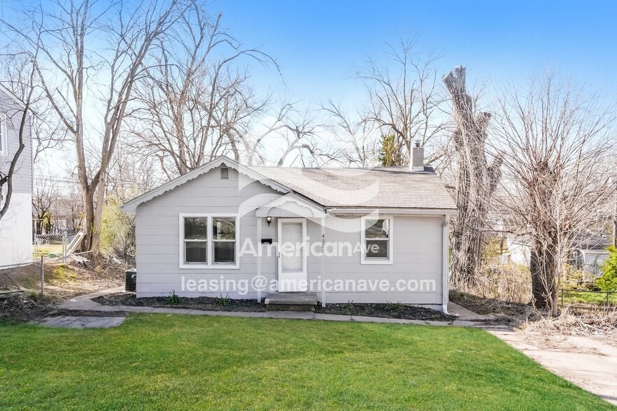 Primary Photo - 4523 Curtis Ave