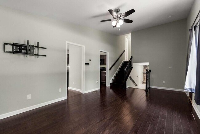 Building Photo - 1741 Branch View Dr