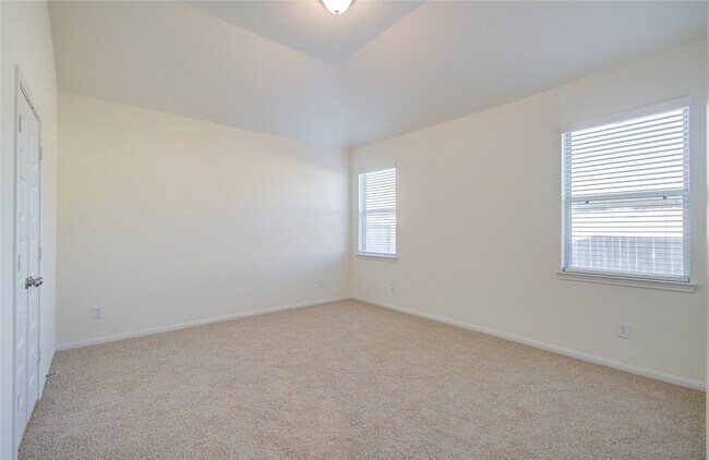 Building Photo - 8426 Beacon Bay Cir