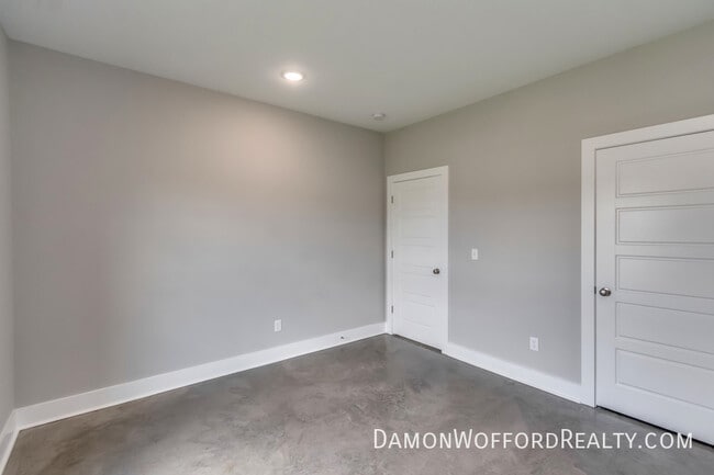 Building Photo - 174 Shelby Mae Cir