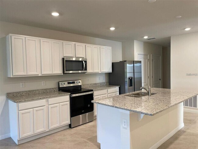 Building Photo - 2738 Sunkissed Dr