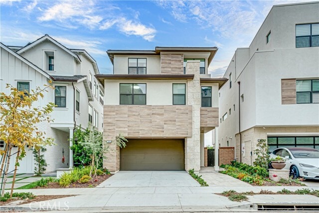 Building Photo - 26296 Paseo Sillin