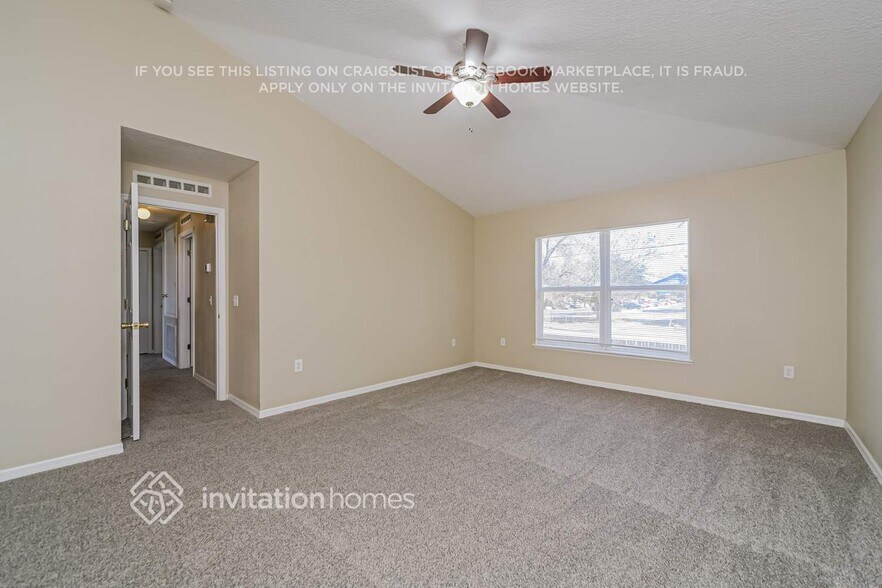 Building Photo - 1112 Imperial Eagle St