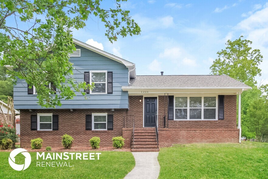 Primary Photo - 3200 Flanders Ct