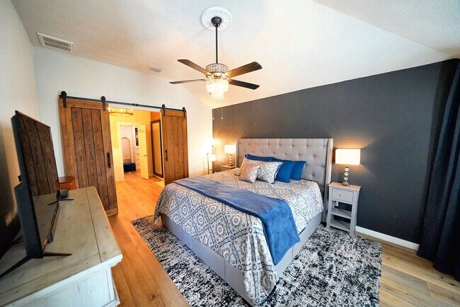 Building Photo - Upgraded Single-Story Home in the Desirable Vista Ridge Subdivision - Realtor Commission: $600