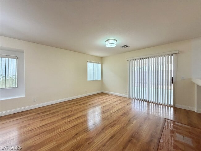 Building Photo - 8638 White River Dr