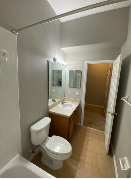 Building Photo - 5308 61st Ter N