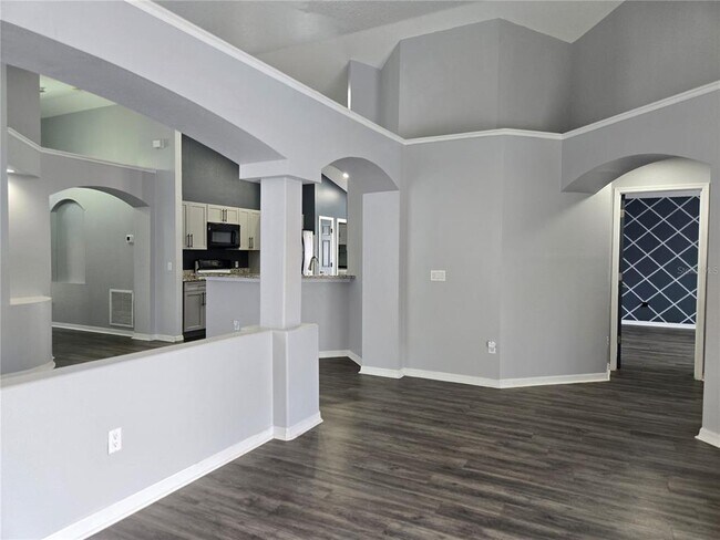 Building Photo - 10117 Somersby Dr