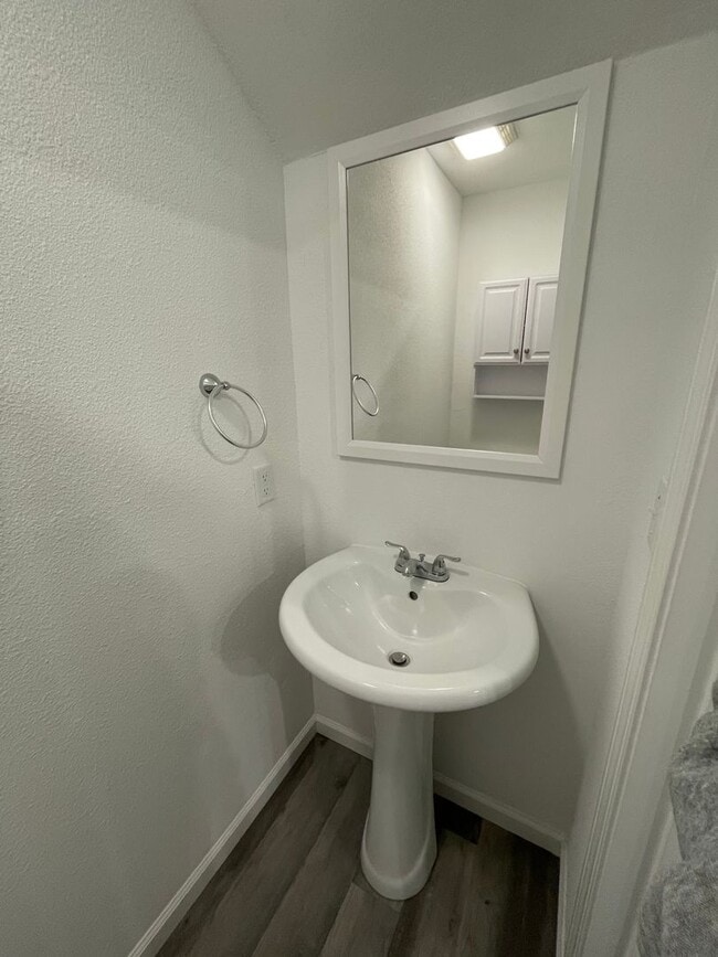 Building Photo - Townhomes Now Available in Strafford MO!