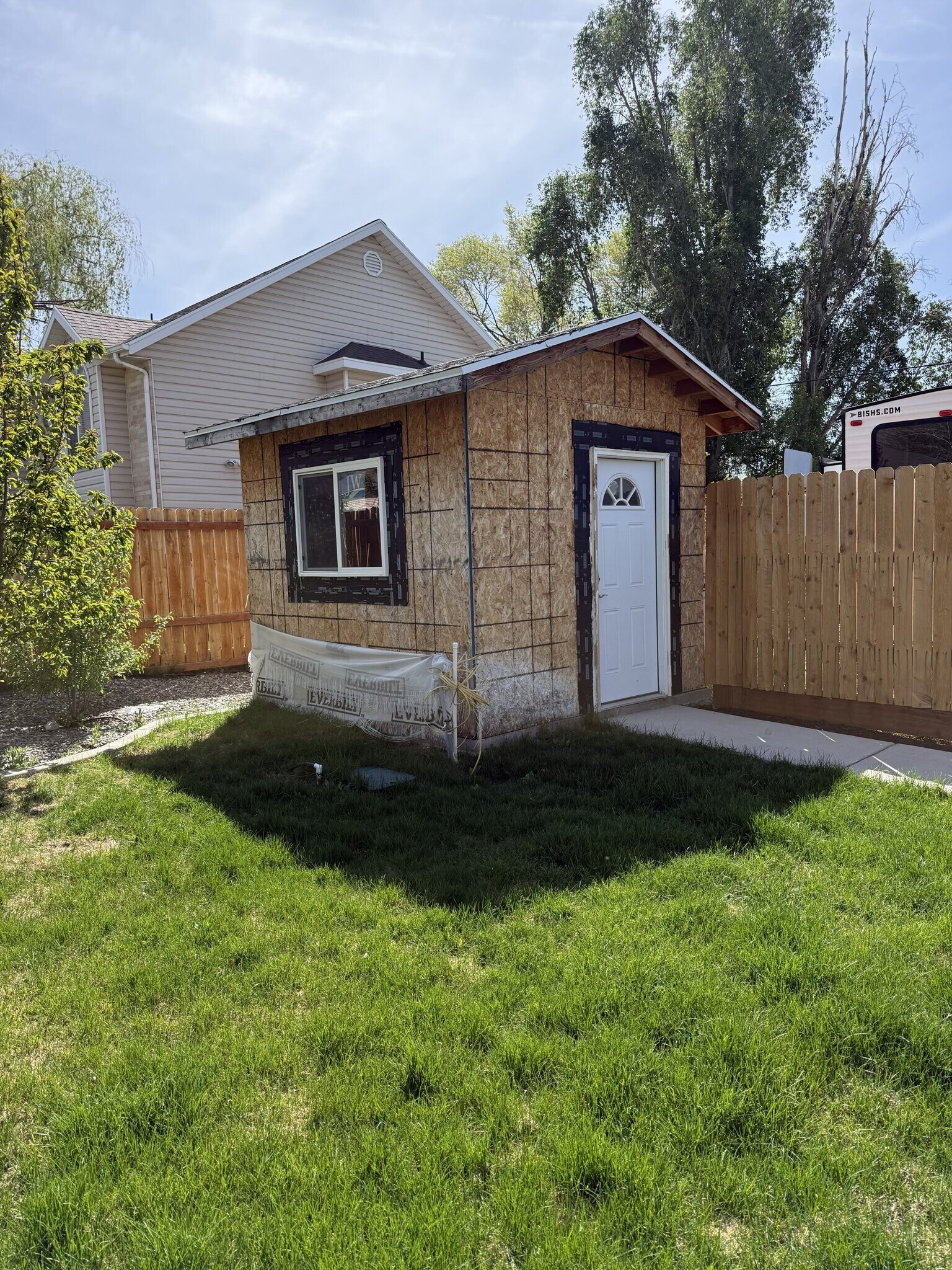 Building Photo - 290 N 600 E