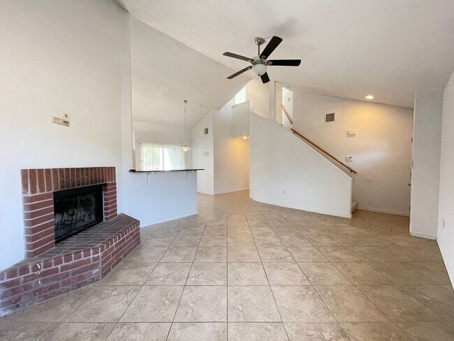 Building Photo - 3-Bedroom House on 1/2 an Acre for Rent in Killeen