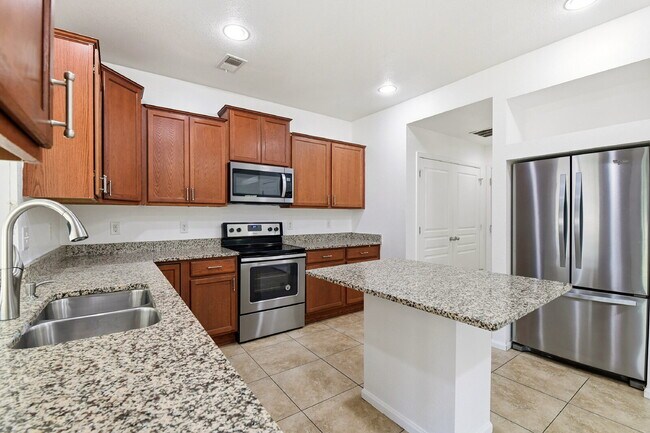 Building Photo - $2,940.95 - 4 Bed, 3 Bath Home in Denver with Central A/C and Fenced in Yard!