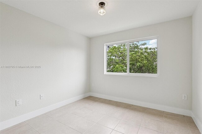 Building Photo - 15470 SW 284th St