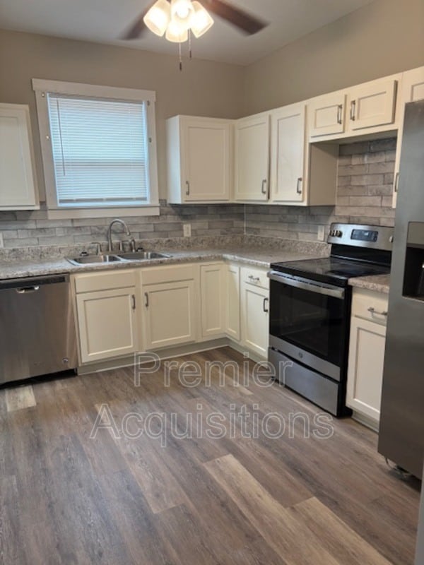 Building Photo - 404 E 8th St