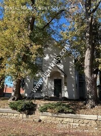 Building Photo - 521 SW Tyler St