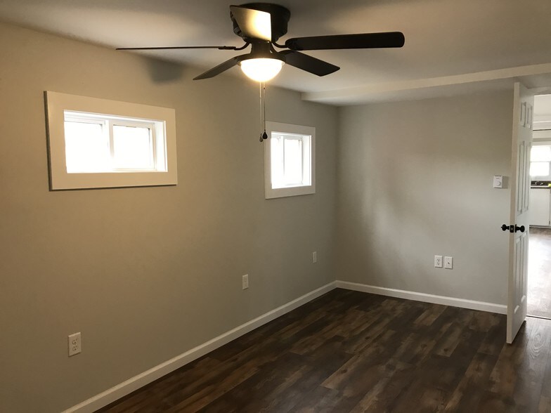 Bedroom - 1337 Irish Creek Rd