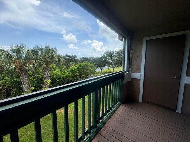 Building Photo - 7667 N Wickham Rd