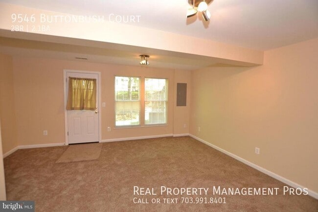 Building Photo - 9546 Buttonbush Ct