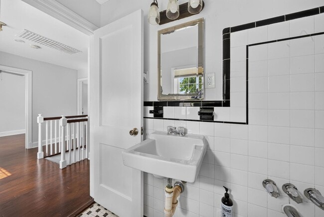 Building Photo - 4336 45th St NW