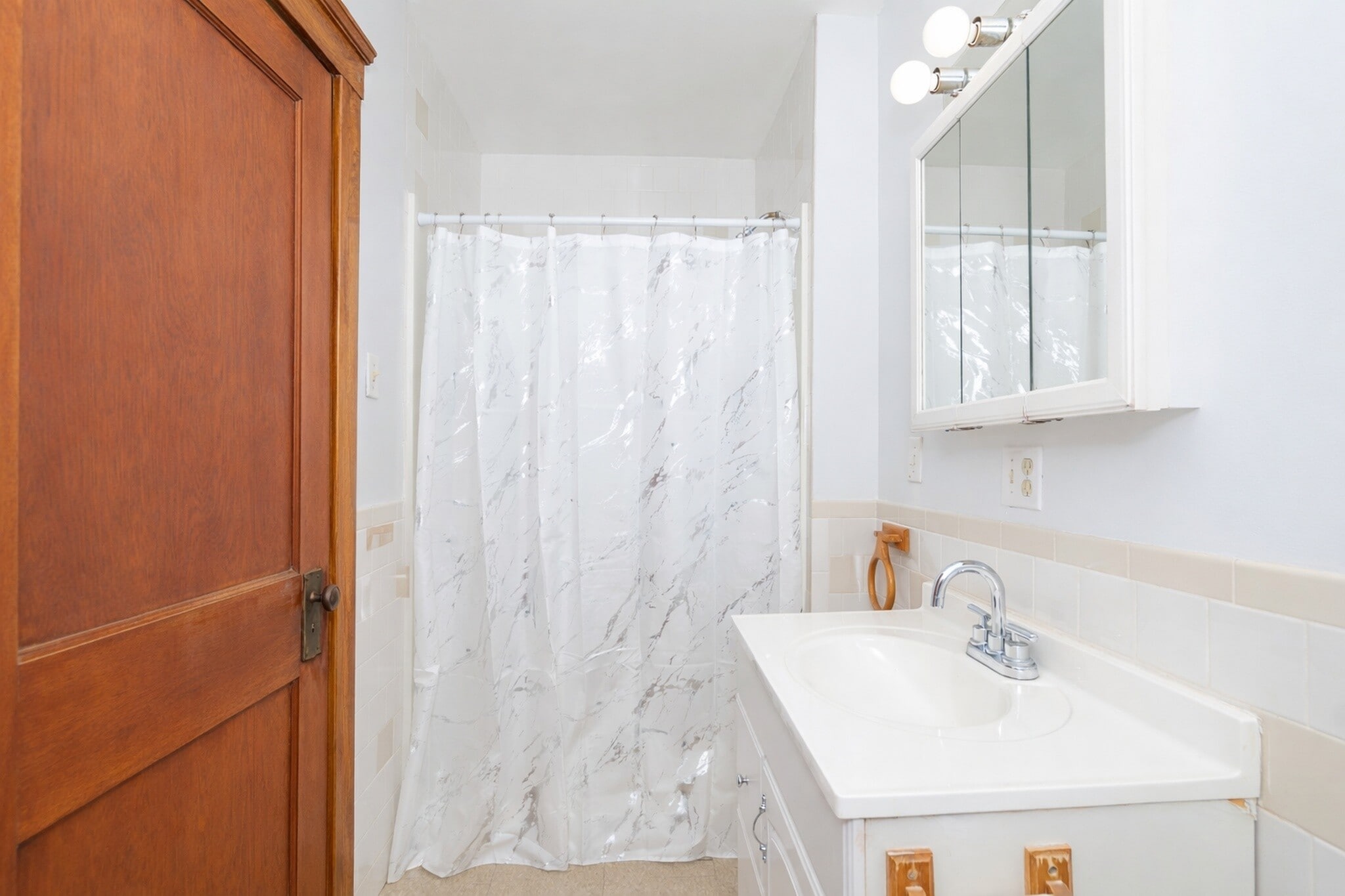 Building Photo - 209 Harrison Ave