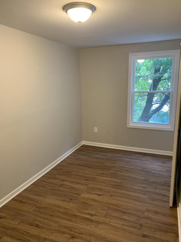 Building Photo - 417 Boulevard