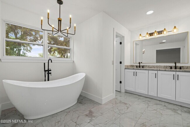 Building Photo - 5477 Brightwater Ln