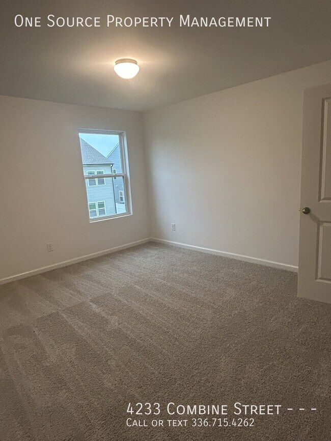Building Photo - 4233 Combine St
