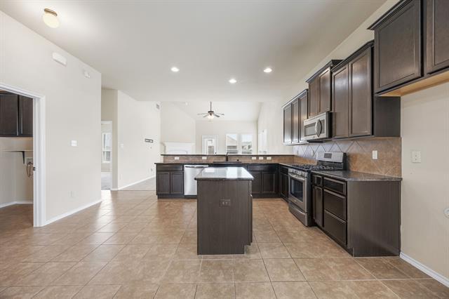 Building Photo - 1445 Bateman Ln