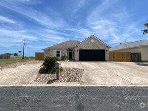 Building Photo - UPDATED 4 BEDROOM IN COQUINA BAY!