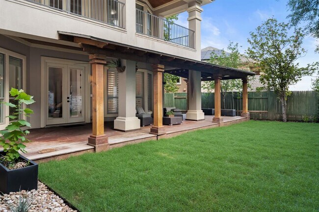 Building Photo - 13500 Coleto Creek Trail