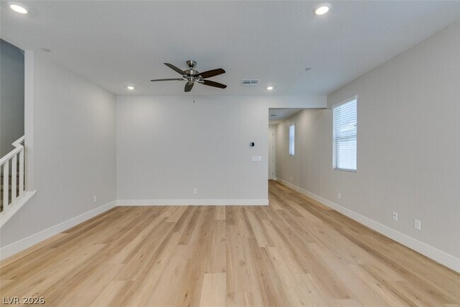 Building Photo - 1599 Pacific Baza St