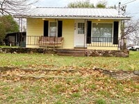 Building Photo - 708 Avenue S