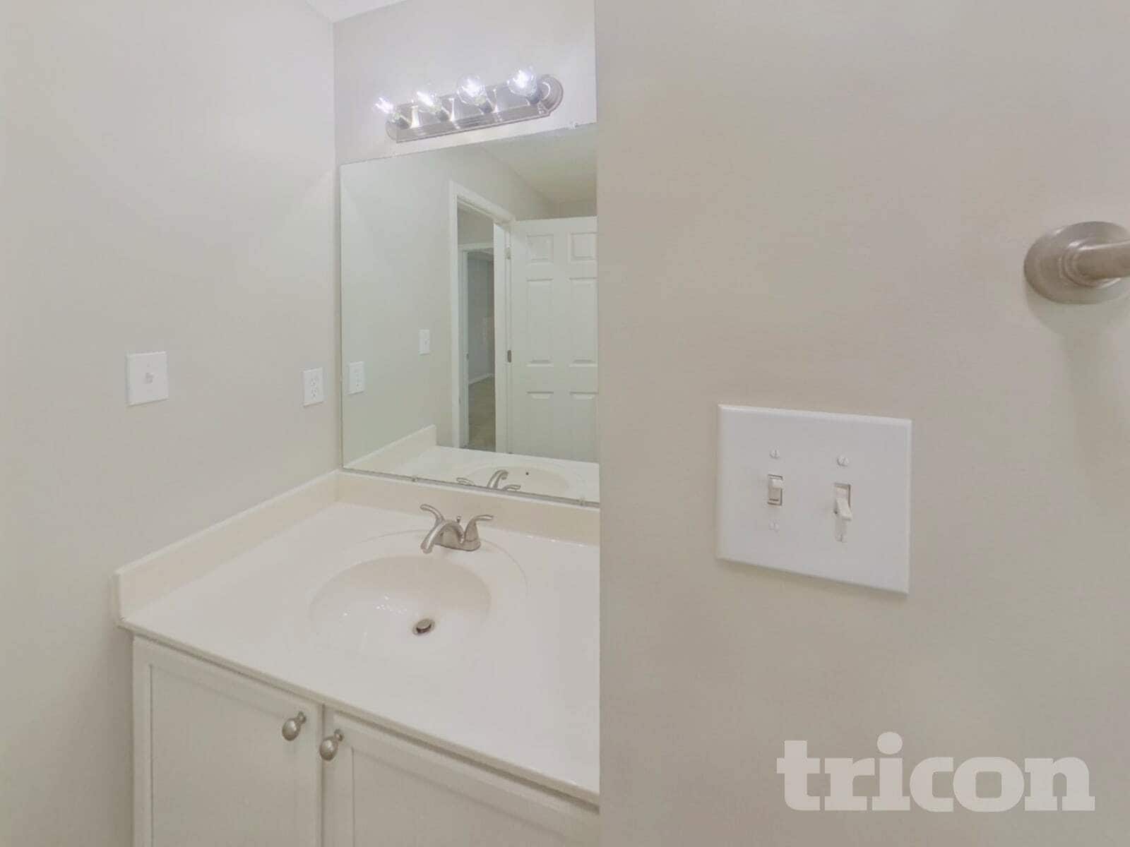 Building Photo - 2921 Barbee Ct