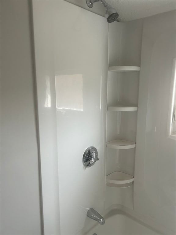 Building Photo - 7 Roys Dr