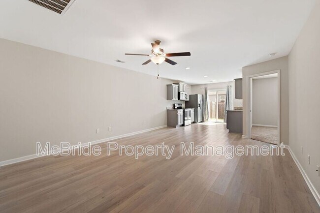 Building Photo - 957 Madrid Ct
