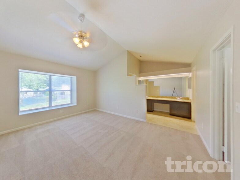 Building Photo - 8115 Mactavish Way E