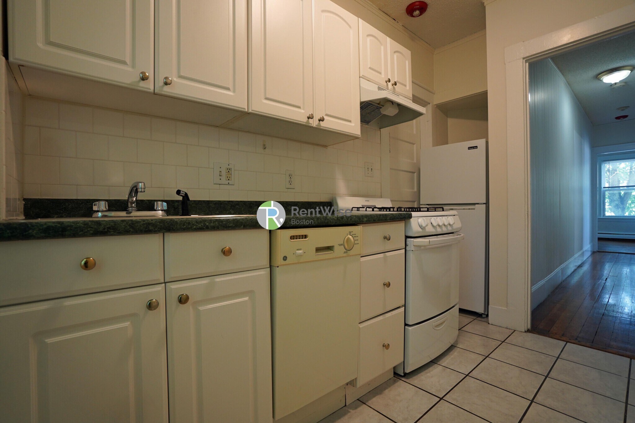 Building Photo - 1 Ashford Ct