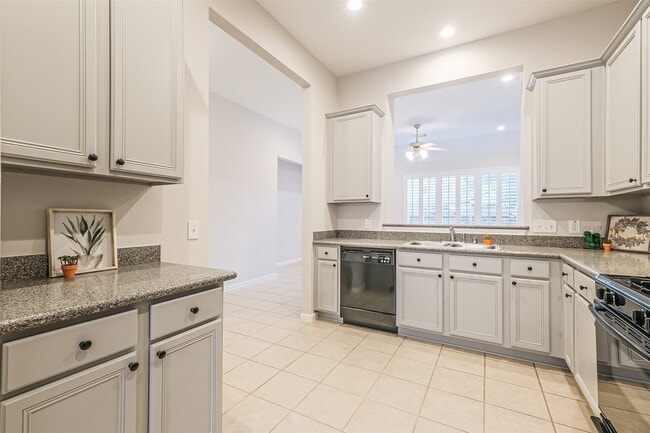 Building Photo - 9718 Catalina Leaf Ln