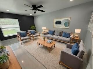 Building Photo - 314 Sunshine Dr