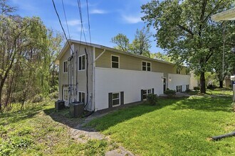 Building Photo - 3300-3374 Valley View Drive - 3330
