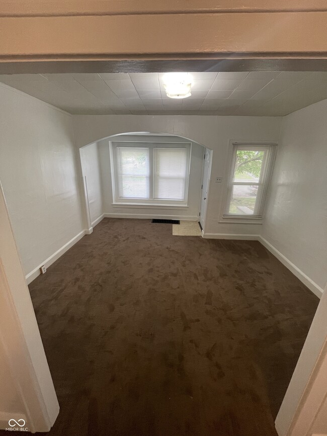 Building Photo - 774 Dequincy St