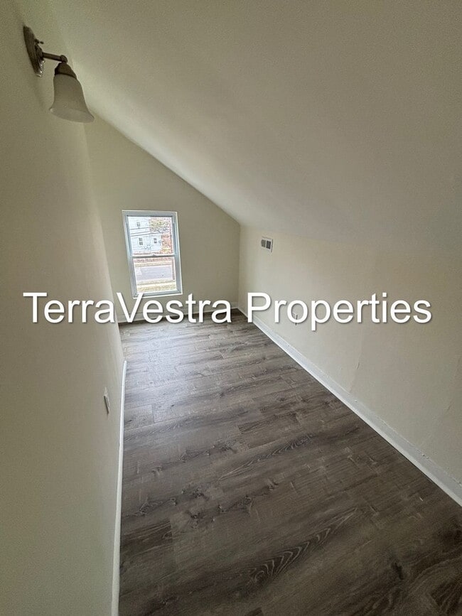 Building Photo - 2 Bed with a bonus room in Bridgeton!