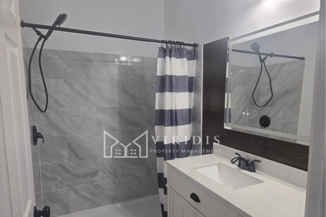 Building Photo - 5020 Trabuco Canyon Dr