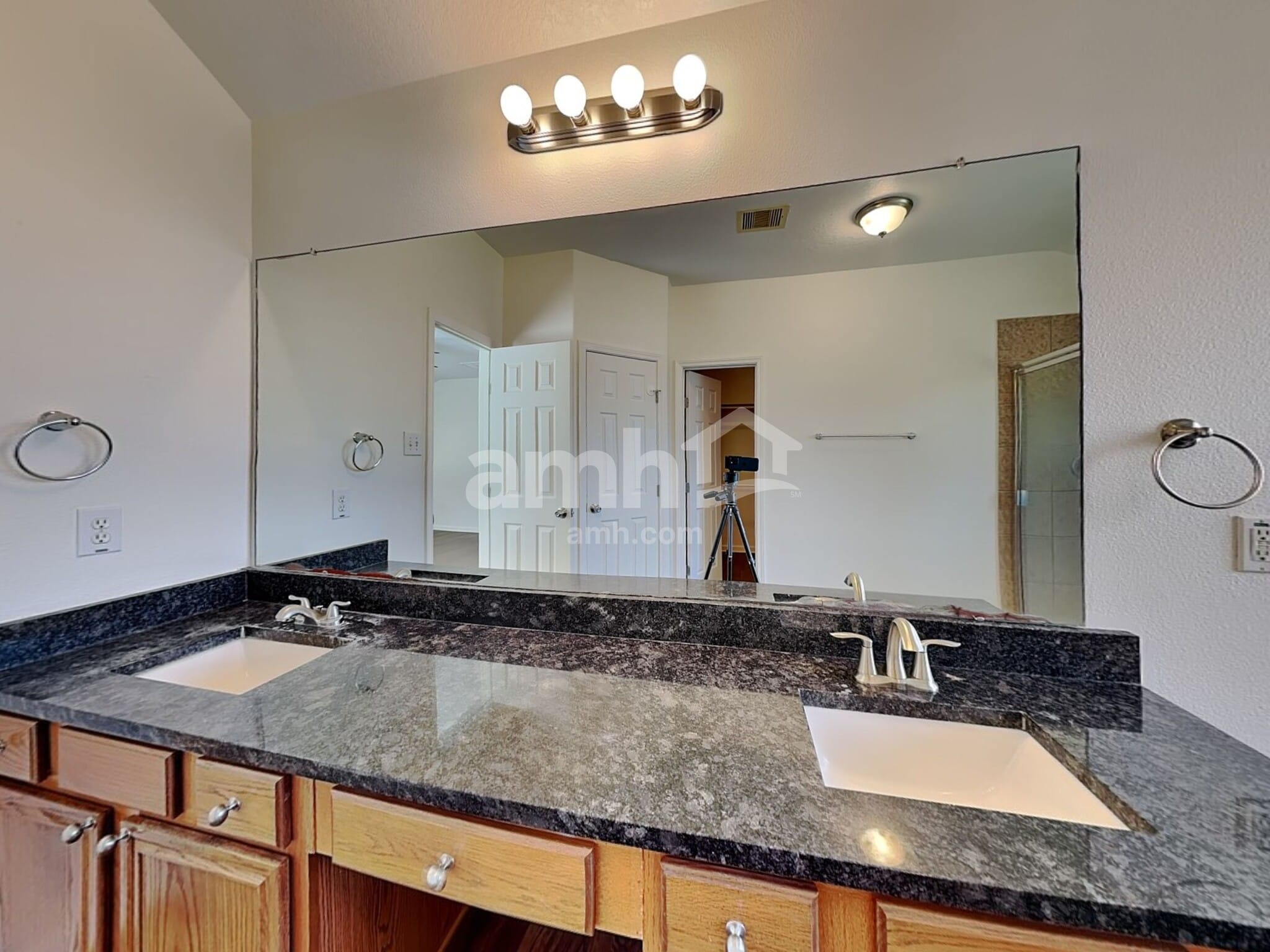 Building Photo - 4910 Monarch Meadow Ln