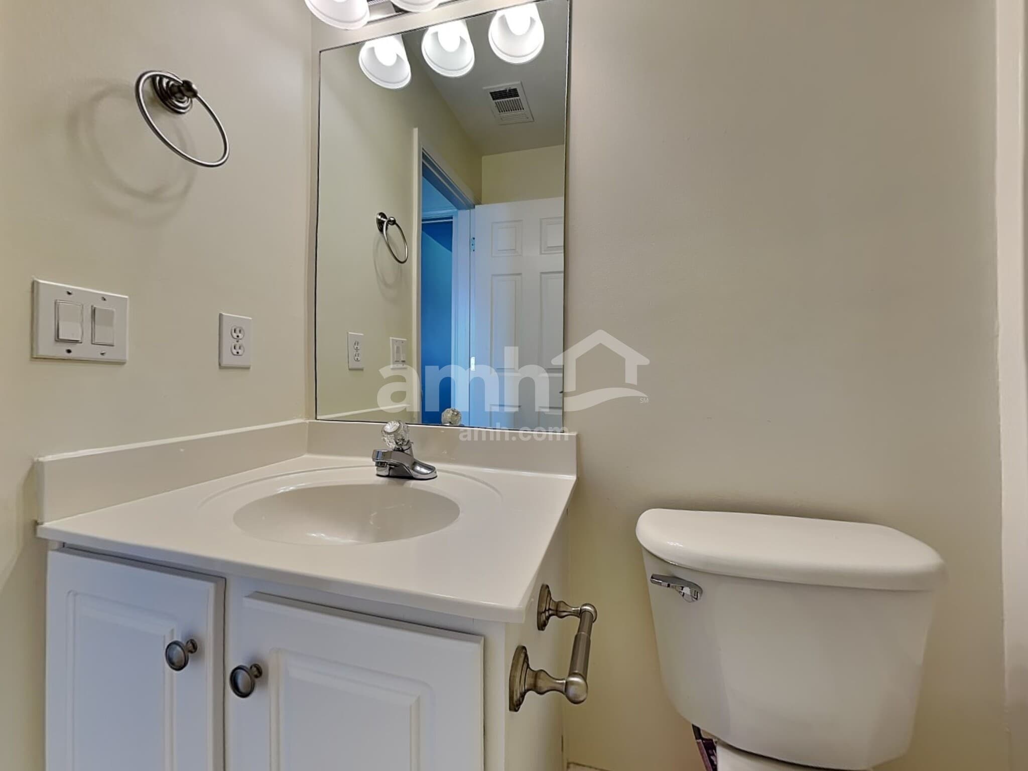 Building Photo - 10087 Harmon Springs Dr