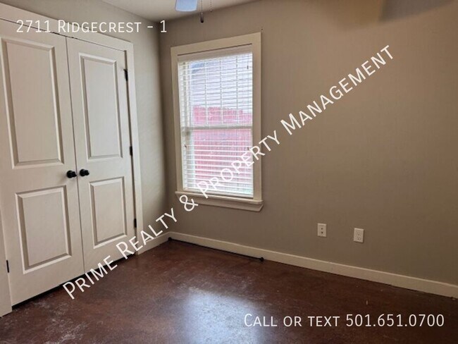 Building Photo - 2711 Ridgecrest-1