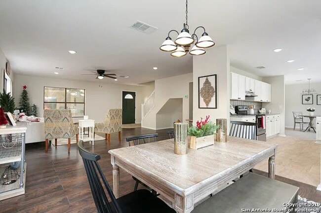 Building Photo - 13130 Regency Bend